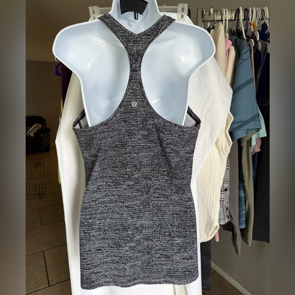 Lululemon Cool Racerback II *Nulu Twillines White Black Size 12 - Picture 7 of 10
